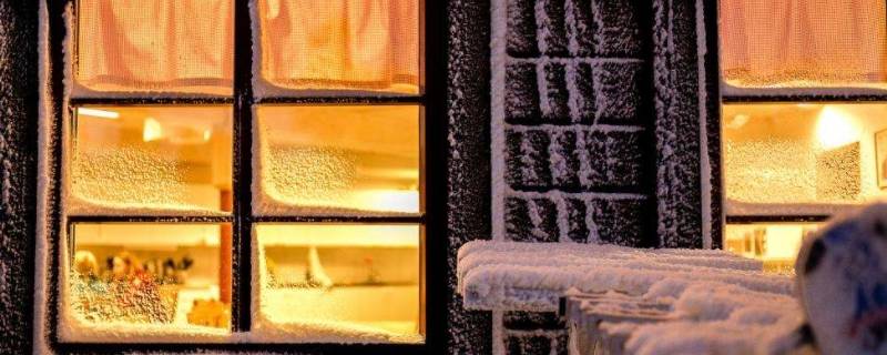 冬天玻璃突然炸裂是什么原因（冬天玻璃炸裂了怎么回事）