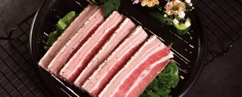 煎五花肉时怎样不会油到处溅 炒五花肉会溅油