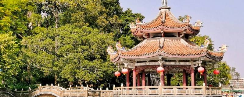 广寒宫是湖心亭的别称吗（湖心亭似广寒宫）