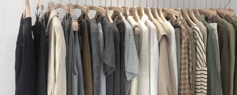 衣服有烟味怎么快速消除 怎样快速消除衣服上的烟味