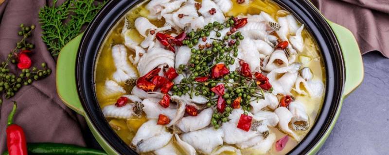 酸菜鱼配料有哪些配菜 酸菜鱼配料有哪些配菜粉条