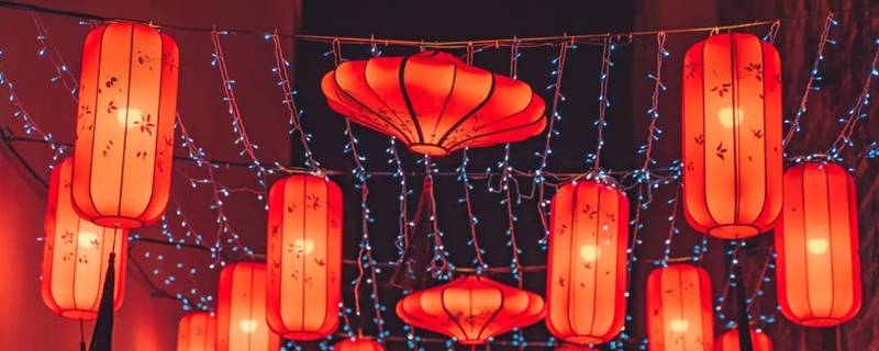 花灯和灯笼的区别（花灯和灯笼）
