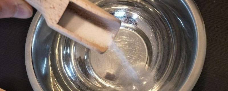 盐水的密度（盐水的密度大还是水的密度大）