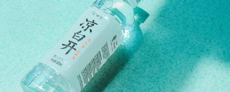 凉白开是热水还是冷水（凉白开水是热的还是凉的）
