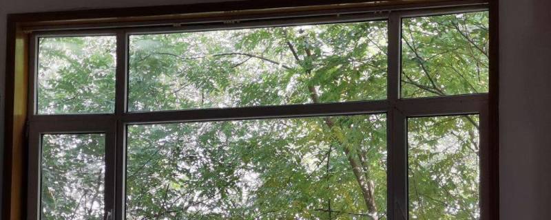 为什么窗户不漏风了还有凉气（窗户不透风却感觉有凉气）