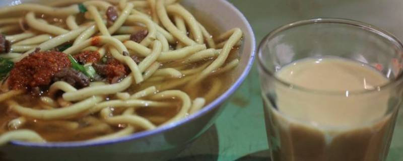 藏面的标准搭配是（藏面的特点）