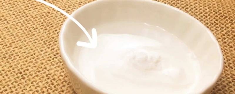 白醋和小苏打怎么配比才能去油污（白醋和小苏打怎么配比才能去油污）
