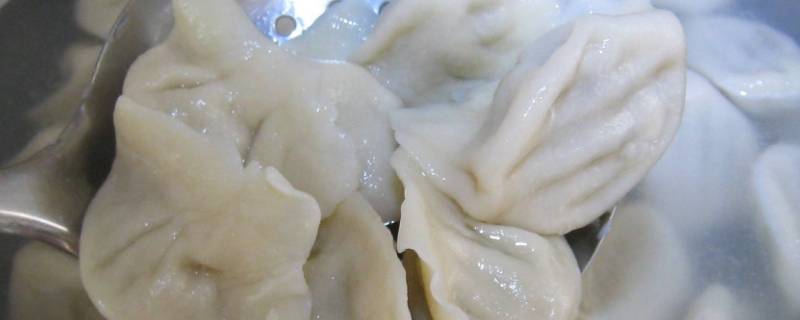 煮熟的饺子第二天怎么加热（煮熟的饺子怎么放到第二天）