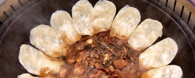 铁锅炖贴饼子是死面还是发面 地锅贴饼子发面还是死面