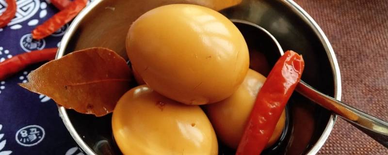 煮五香蛋的汤能煮挂面吗（鸡蛋煮挂面）