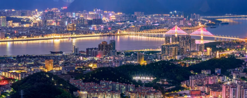 肇庆为什么没有车到高州市（高州至肇庆班车）
