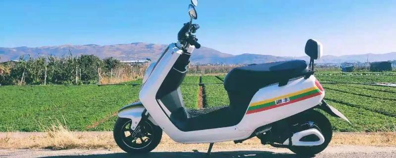 电瓶车轮胎没有齿要打滑吗（电瓶车轮胎不防滑）