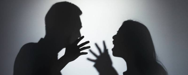 姥姥和妈妈吵架怎么办 妈妈和奶奶吵架怎么办