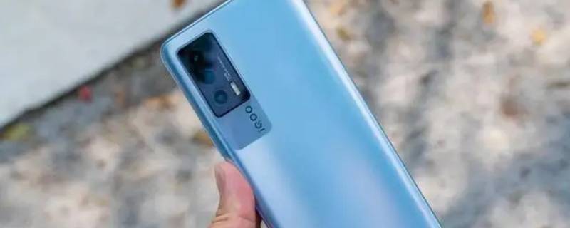 iqooneo6贴不了钢化膜吗（iqooneo可以直接贴钢化膜吗）