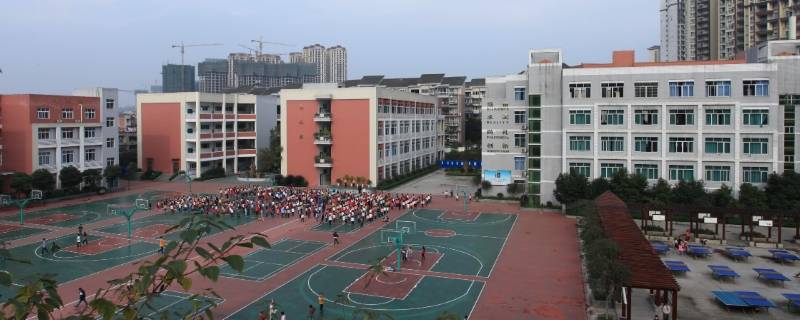 商丘十八中是公立学校吗 商丘十七中学怎么样