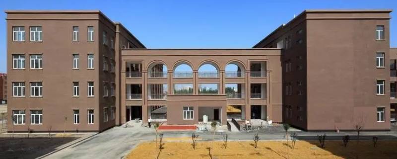 阿克苏十七中学是重点学校吗 阿克苏市第七中学怎么样