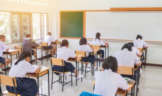 初中生装病不想上学怎么办 初中生如何装病不上学