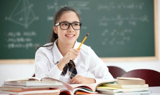 初二女孩叛逆 初二女孩叛逆期多久