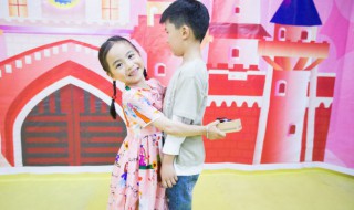 14岁儿子早恋家长怎么办（14岁儿子早恋家长怎么办啊）