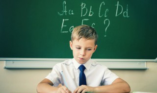 如何管教叛逆期的男孩子（如何管教叛逆期的男孩子心理）