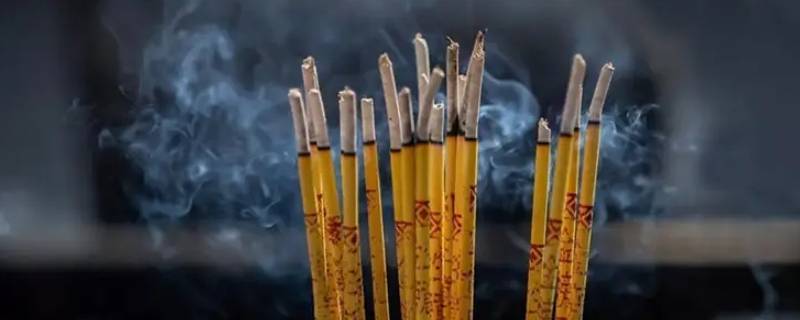 烧香三句话最吉利话（上香吉祥话）