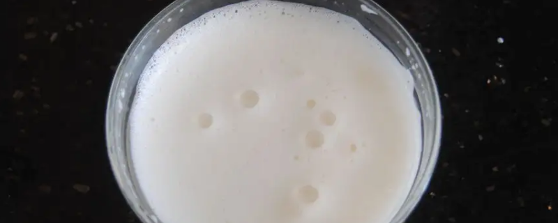 打奶泡用热牛奶还是冷牛奶（打奶泡是用热牛奶还是凉的）