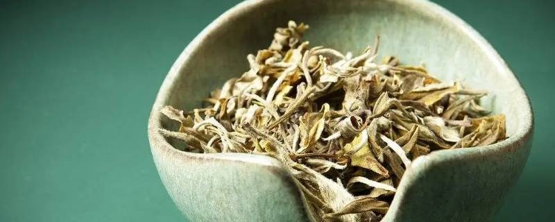 白茶的美誉（白茶的美名）