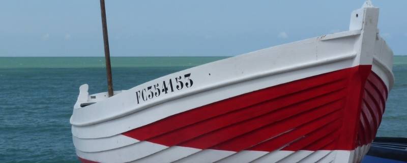 梦见坐船耽误时间船走了 梦见坐船迟到