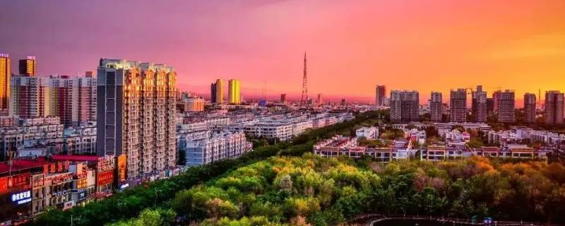 年轻的城是指哪个城市（称为城的城市有哪些）