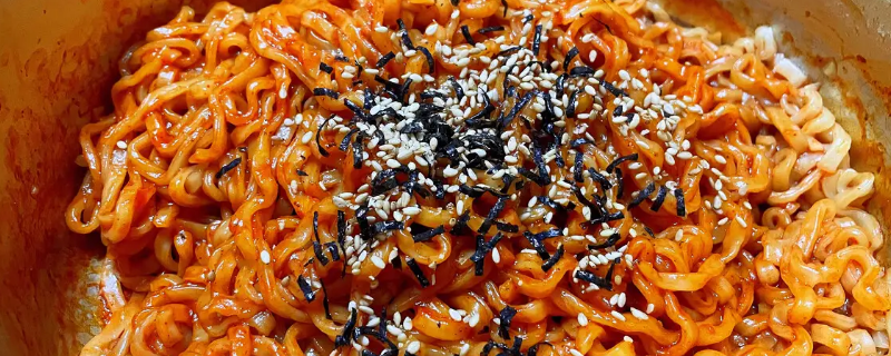 白象火鸡面和三养火鸡面的区别（白象火鸡面有几种口味）