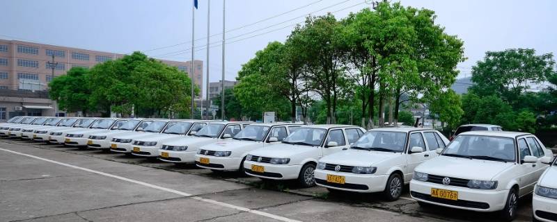 学时卡咋领（学时卡在哪里办）