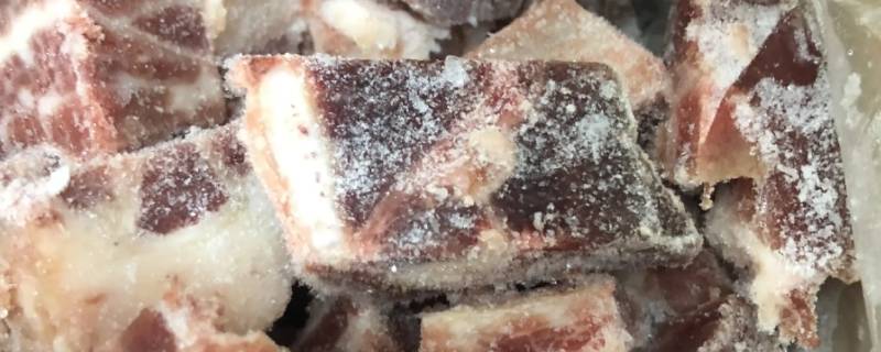 广东咸猪骨的腌制做法 广东咸猪骨的腌制做法和配料