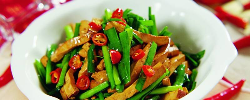 20毫升白酒炒菜会挥发多少酒精（白酒炒菜酒精会挥发吗）