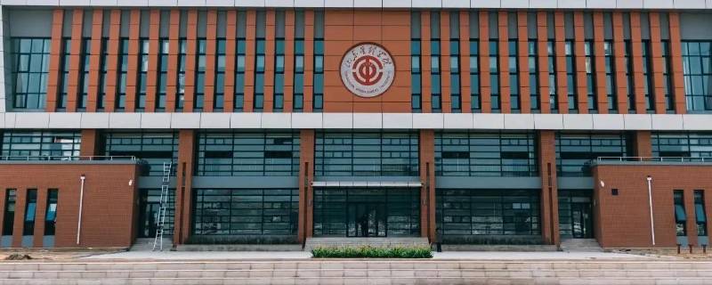 齐鲁工业大学软件工程在哪个校区（齐鲁工业大学软件工程在哪个校区就读）