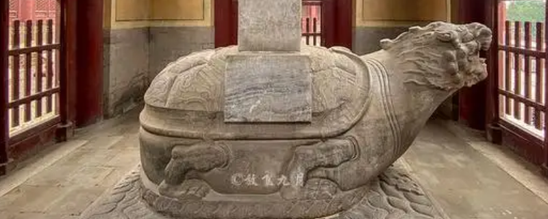 三个贝念什么一个尸 一个尸下边一个贝念什么