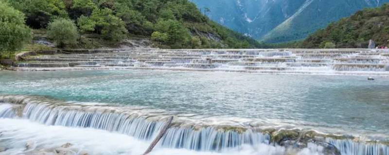 我国哪条河的起源地在玉龙雪山 我国哪条河形成了著名的地上河