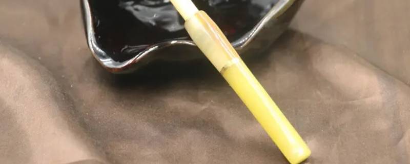 抽烟烟嘴海绵发黑（抽烟烟嘴海绵发黑怎么回事）