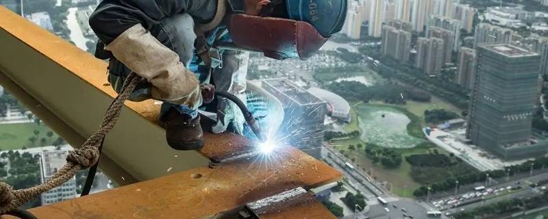焊工高空作业工人是几类 焊工高空作业工人是几类职业